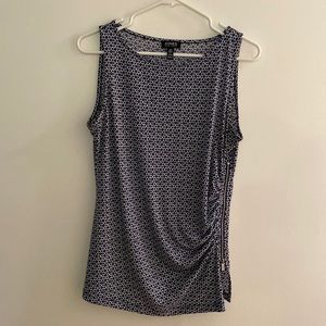 Jones of New York short sleeve blouse.